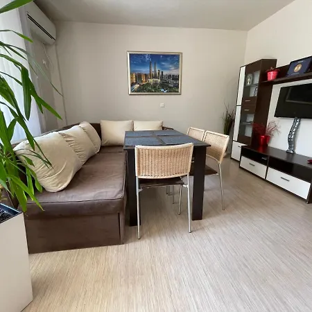Apartment George Burgas