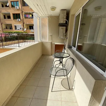 George Apartment